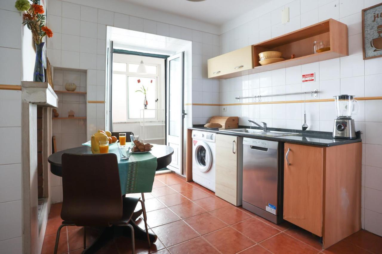 City Center Apt In Lively Bairro Alto! Lissabon Exterior foto